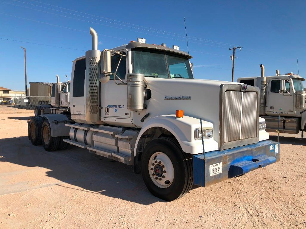 2013 Western Star 4900SF T/A Sleeper Hydraulic Road Tractor (Unit #TRS-008)