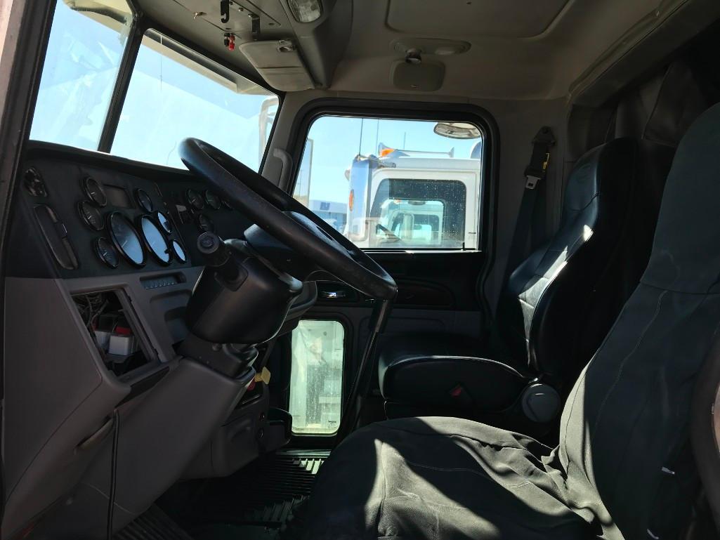 2012...Peterbilt 367 T/A Sleeper Hydraulic Truck Road Tractor (Unit #TRH-324) (INOPERABLE)