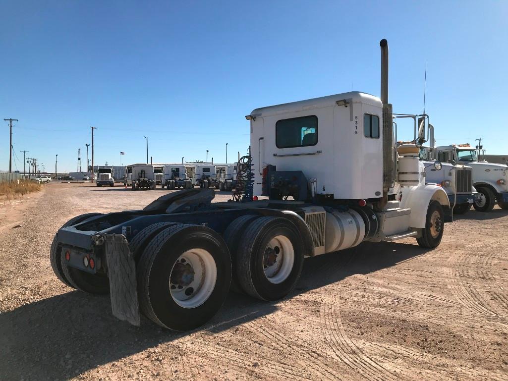 2011...Peterbilt 367 T/A Sleeper Hydraulic Truck Road Tractor (Unit #TRH-1230)