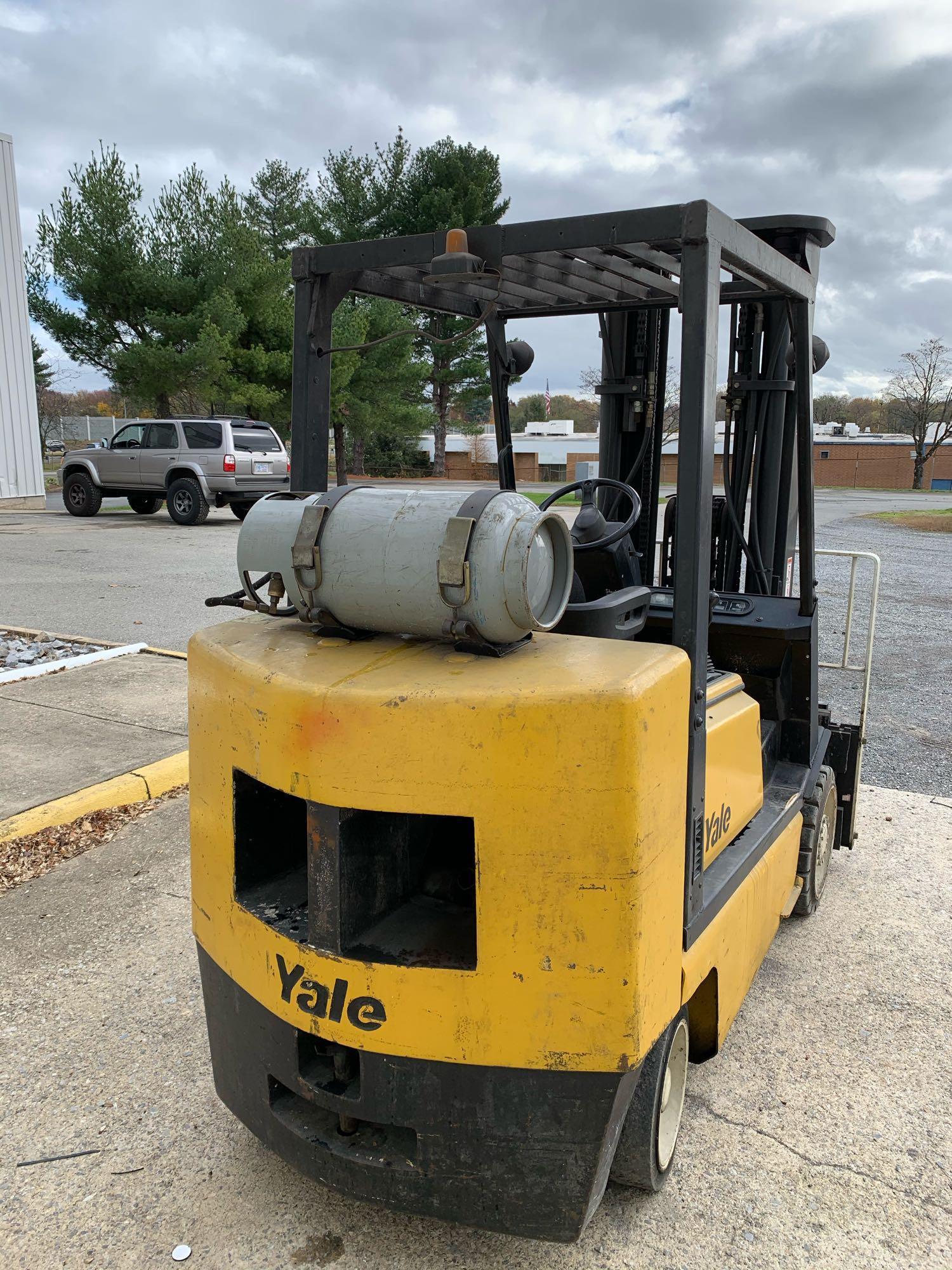 YALE GLC080LGNGBE085 FORKLIFT