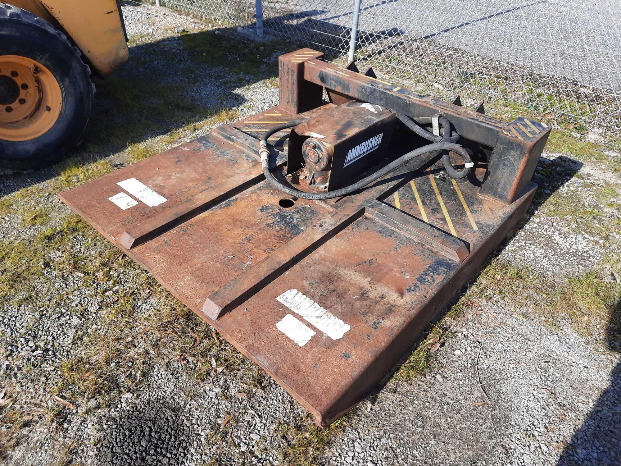 1995 GEHL 5625 SX SKID-STEER WITH ATTACHMENTS