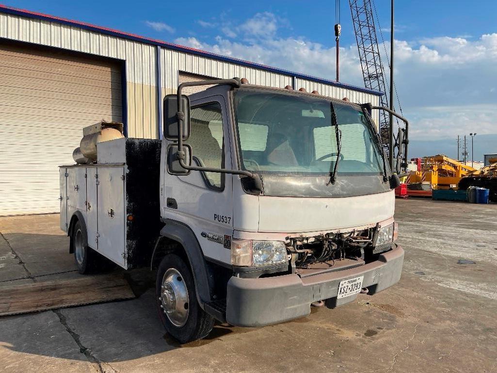 FORD LCF TANDEM AXLE SERVICE TRUCK