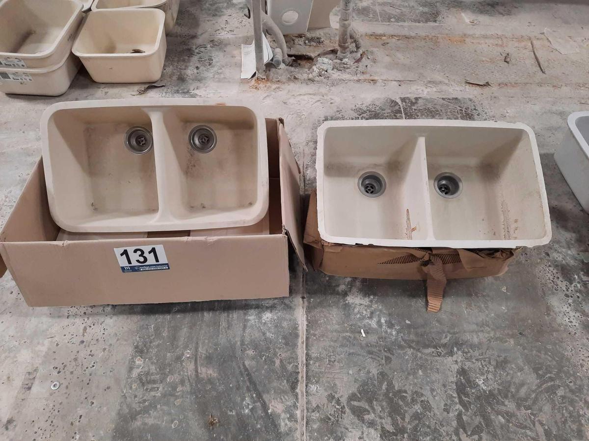 SOLID SURFACE SINKS