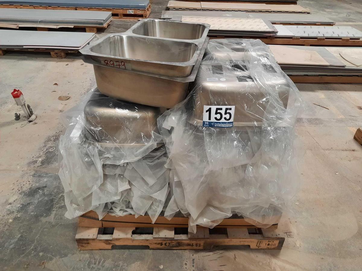 PALLET OF (32) KOHLER STERLING 11409 STAINLESS STEEL 60/40 KITCHEN SINKS.