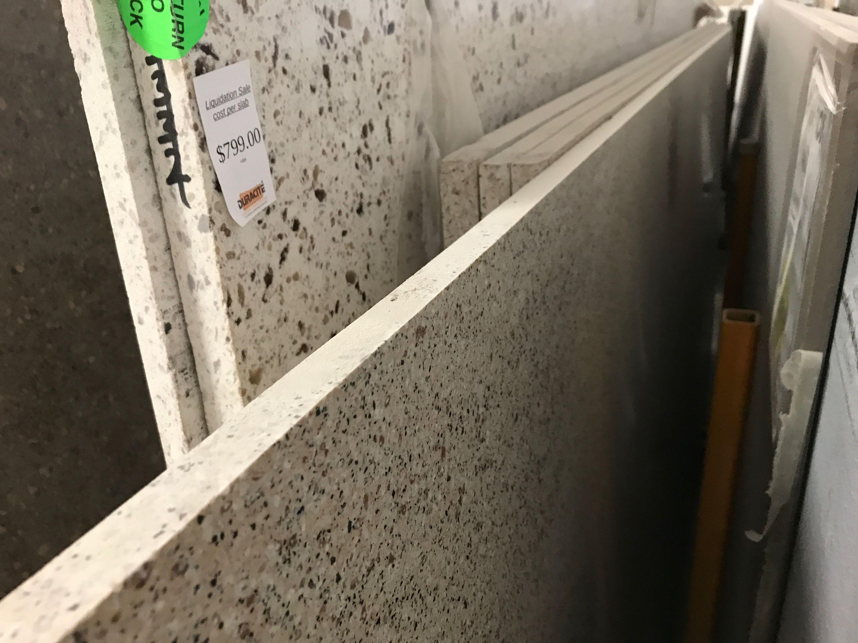 ASSORTED QUARTZ SLABS & SLAB RACK