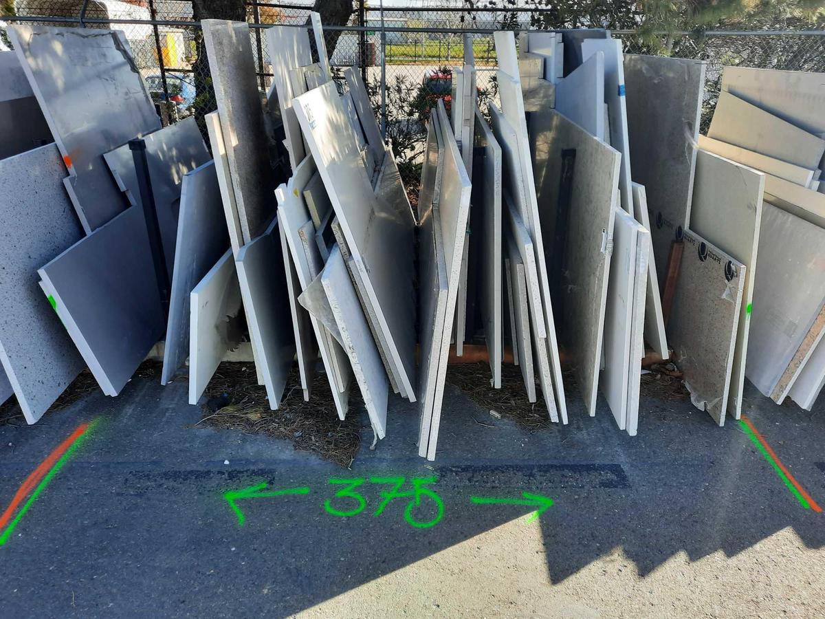 GRANITE & QUARTZ REMNANTS & SLAB RACK