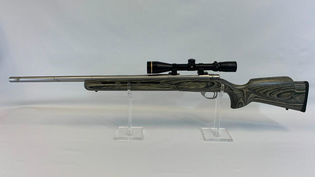 HOWA 1500 RIFLE W/ LEUPOLD SCOPE