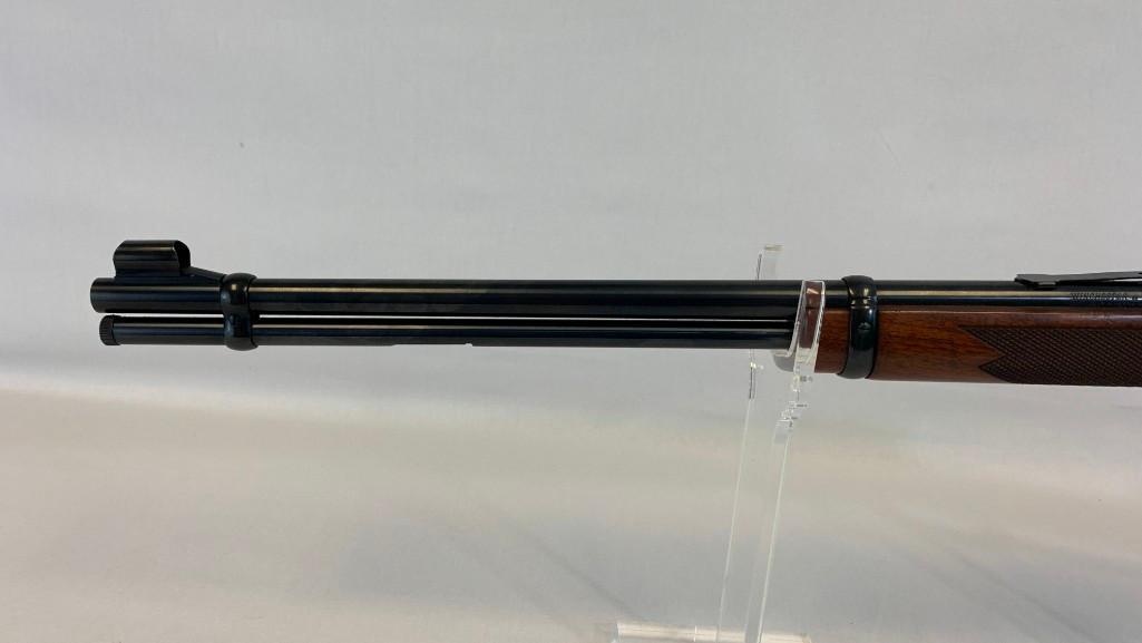 WINCHESTER MODEL 9422M XTR RIFLE