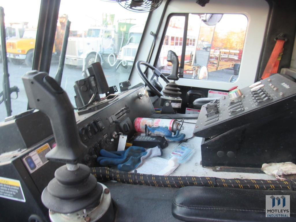 2013 Mack LEU613 Truck, VIN # 1M2AU02C2DM007946