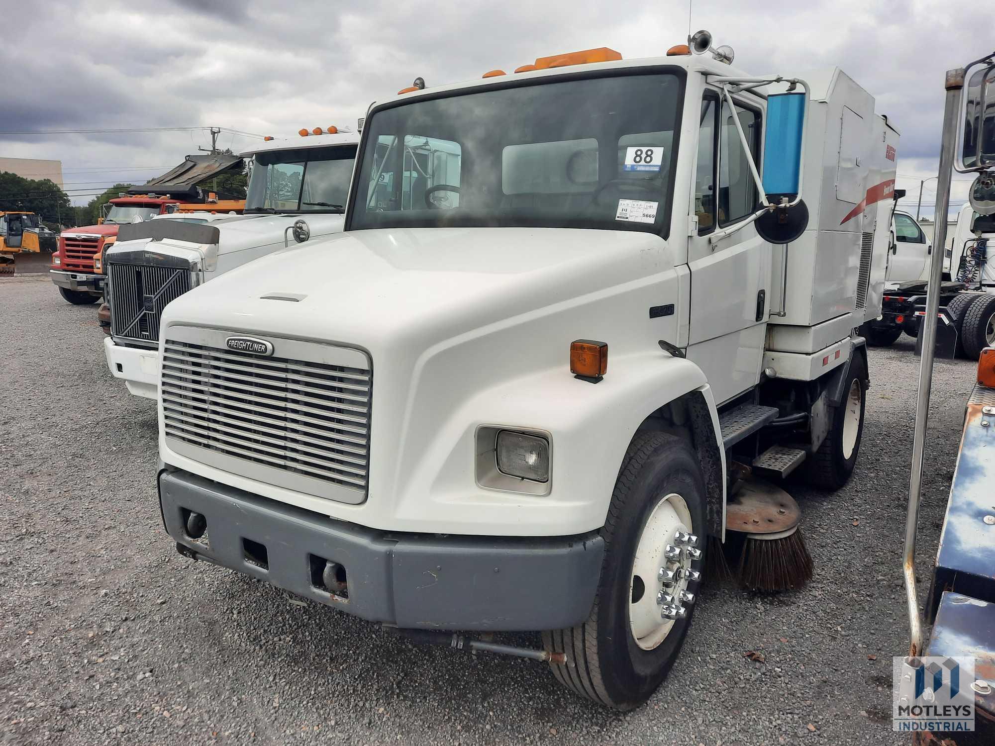 1999 Freightliner FL70 Truck, VIN # 1FV6HJBA7XH989509