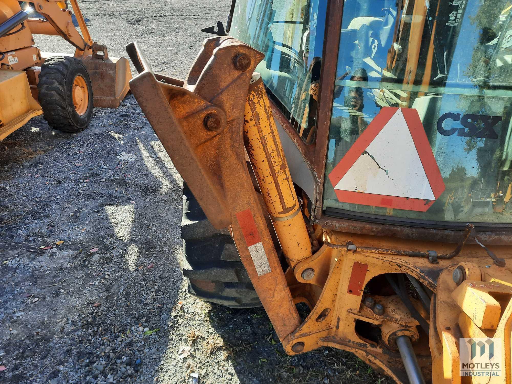 Case 580L Backhoe Loader