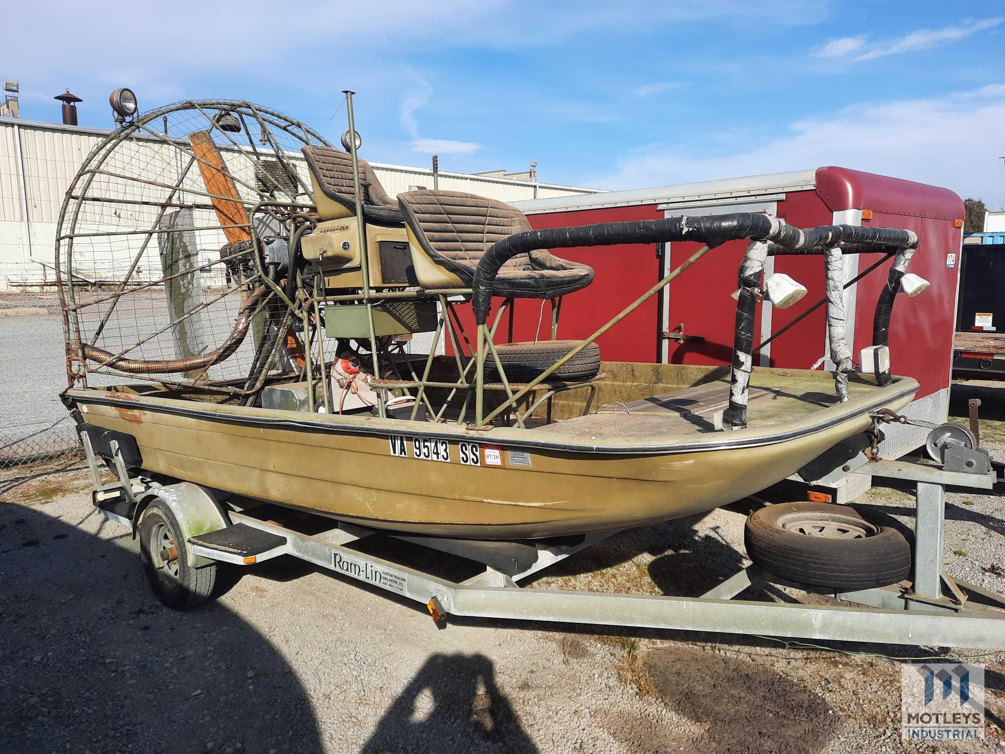 1996 Apache Airboat/ 1996 Apache Boat Trailer