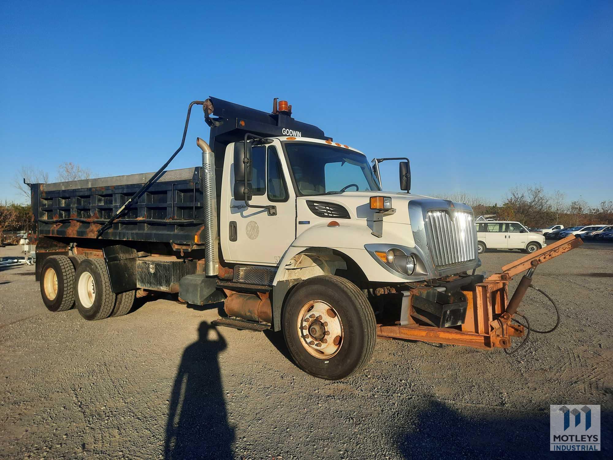 2010 International 7400 Truck, VIN # 1HTWGAAT7AJ271463