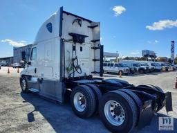 2014 Freightliner Cascadia 125 T/A Road Tractor, VIN # 3AKJGLD53ESFK3414