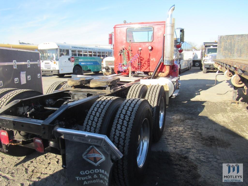 1999 International 9200 Day Cab Road Tractor