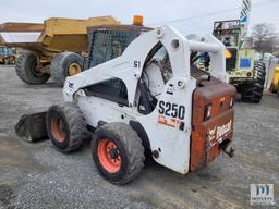 Bobcat Skid Steer S250