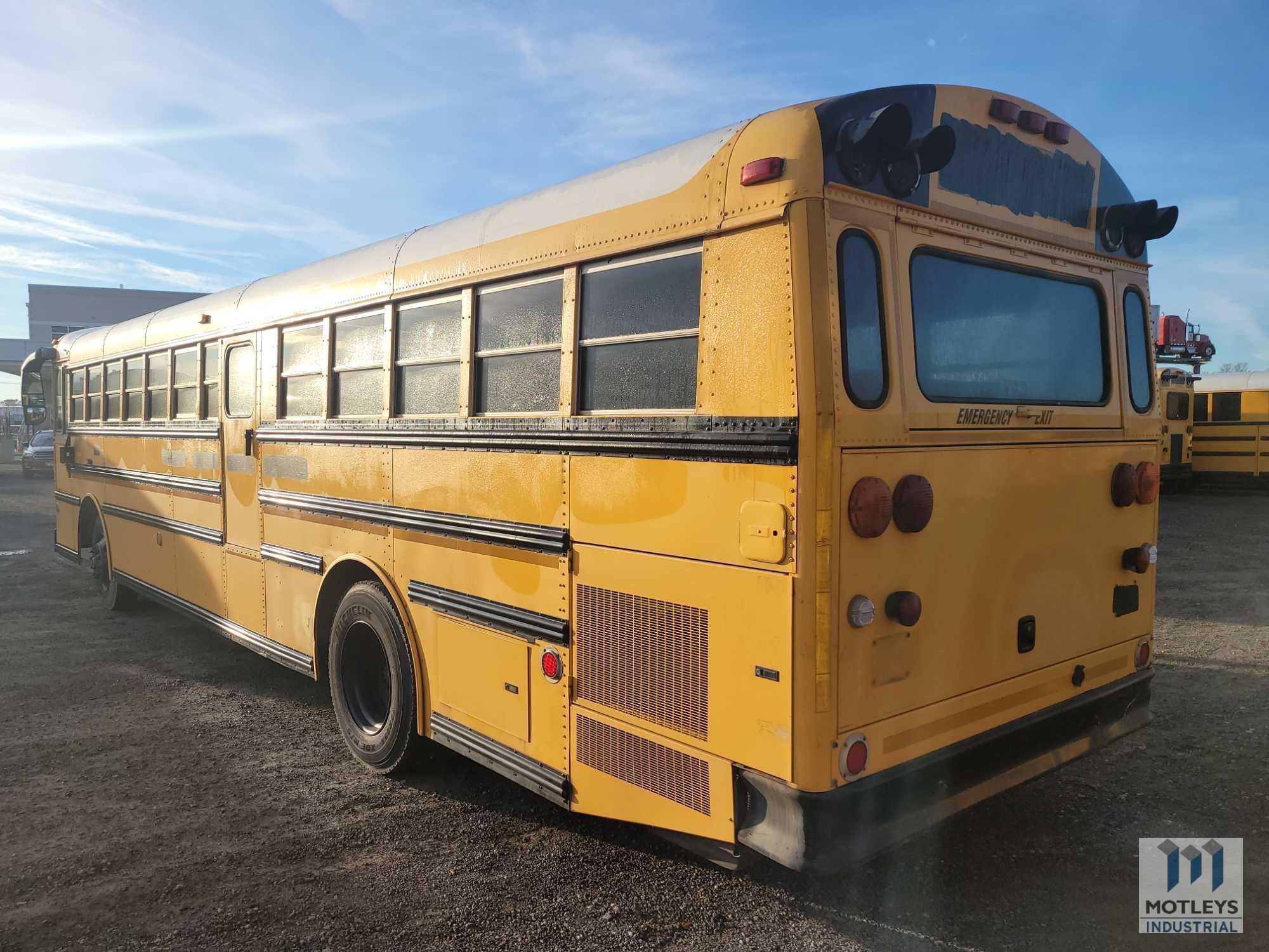 2002 Thomas Built Buses Saf-T-Liner MVP-ER 78 Passenger Bus,(Henrico County Unit)