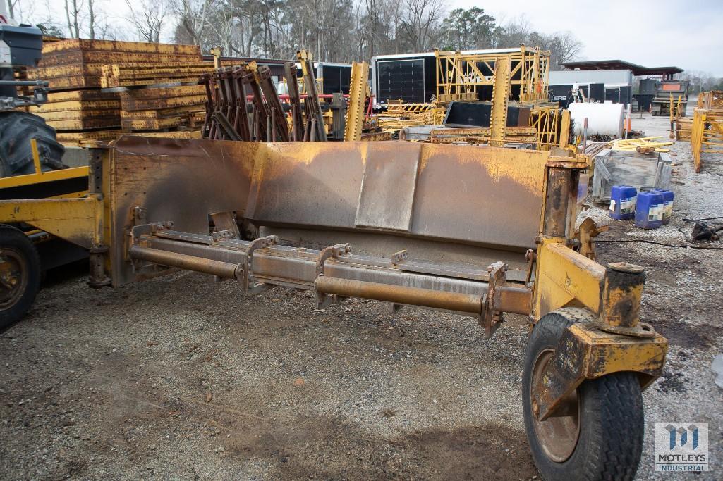 RIVINIUS DoMor R600C SPREADER BOX Base Material Spreader OFFSITE: TOANO, VA.