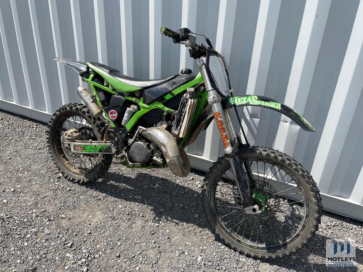 2000 KawasakiKX125 Dirt Bike