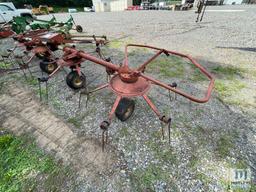 New Holland NH163 Hay Tedder