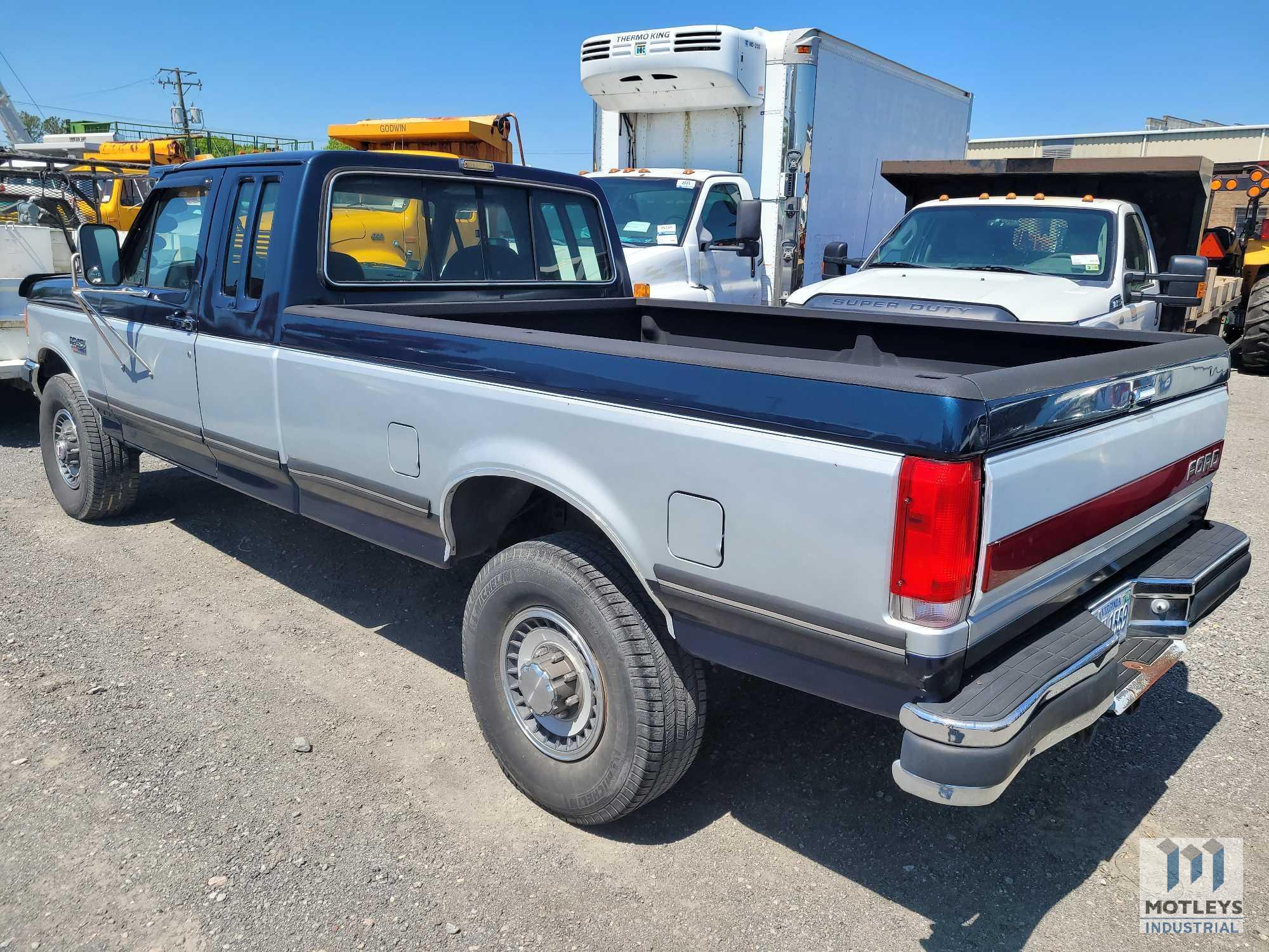 1989 Ford F250 XLT Lariat Extended Cab Pickup Truck