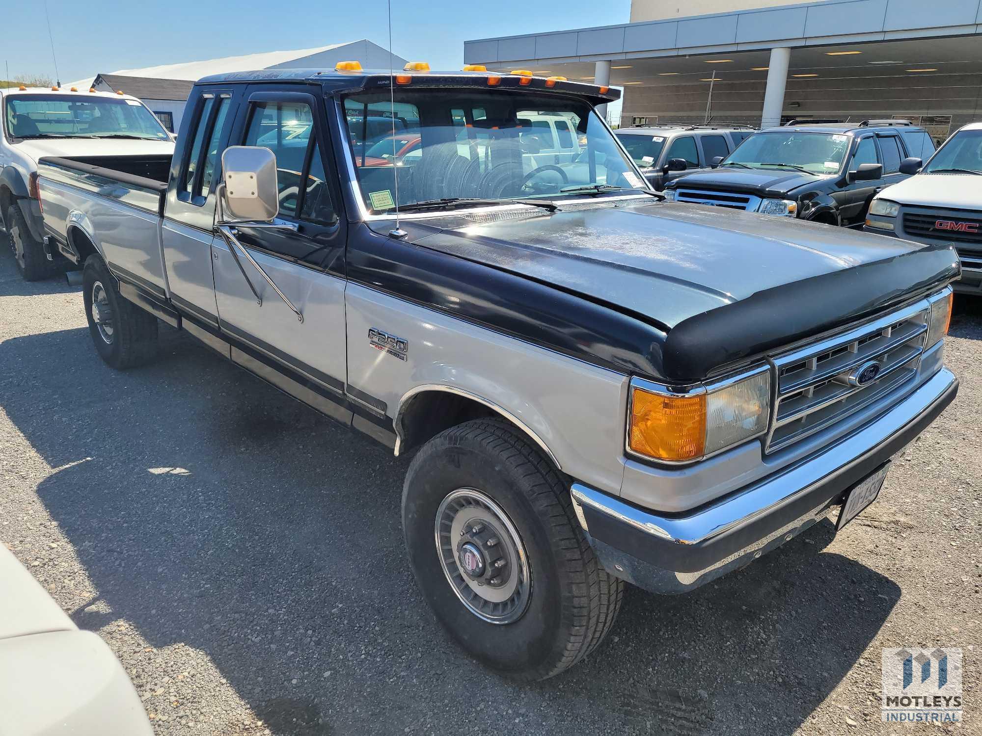 1989 Ford F250 XLT Lariat Extended Cab Pickup Truck