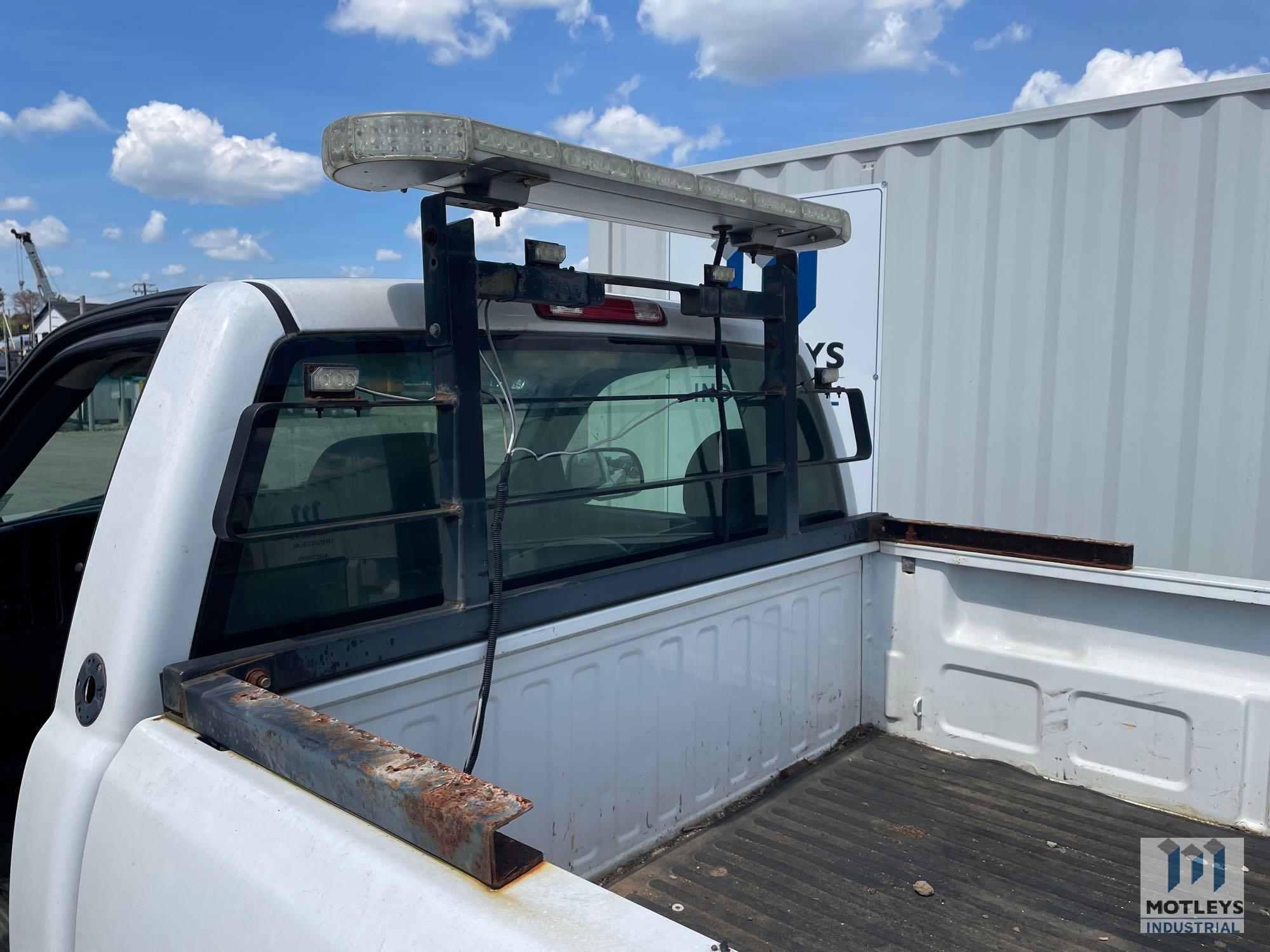 2005 GMC Sierra 2500 Pickup Truck