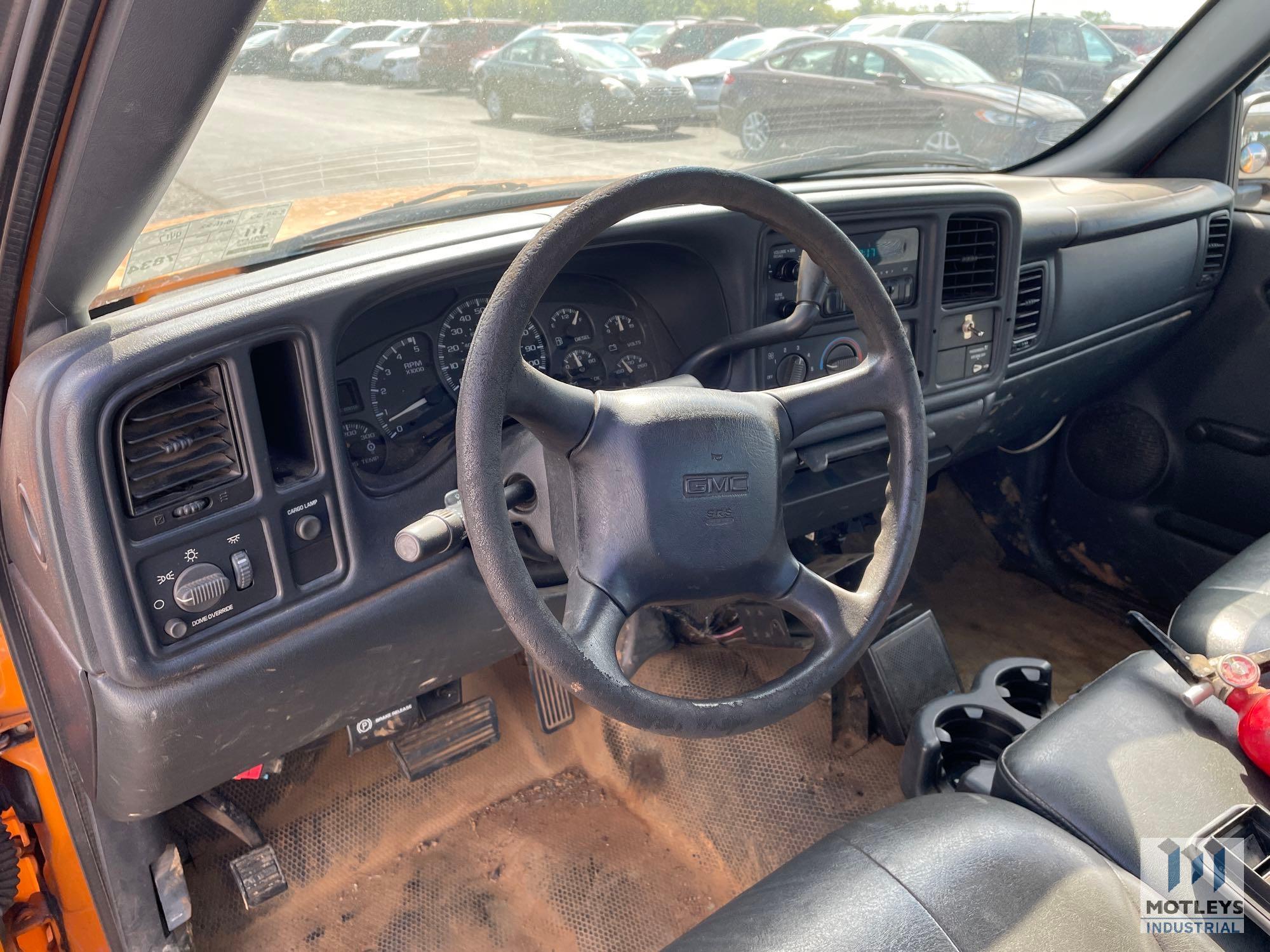 2001 GMC Sierra 2500 Pickup Truck