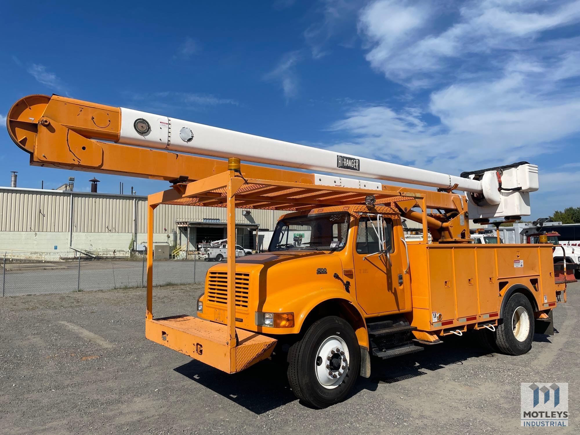 2002 International 4700 Bucket Truck