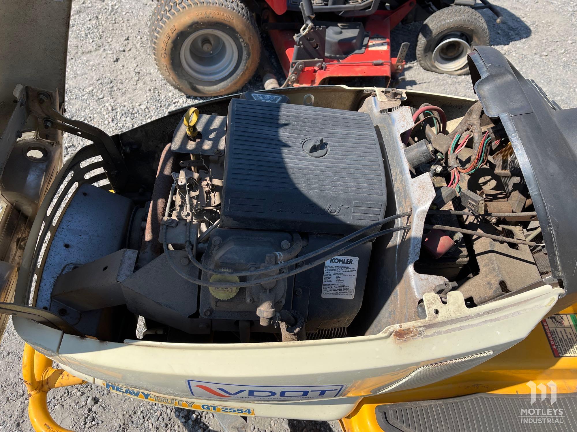 2004 Cub Cadet GT2554 Riding Mower