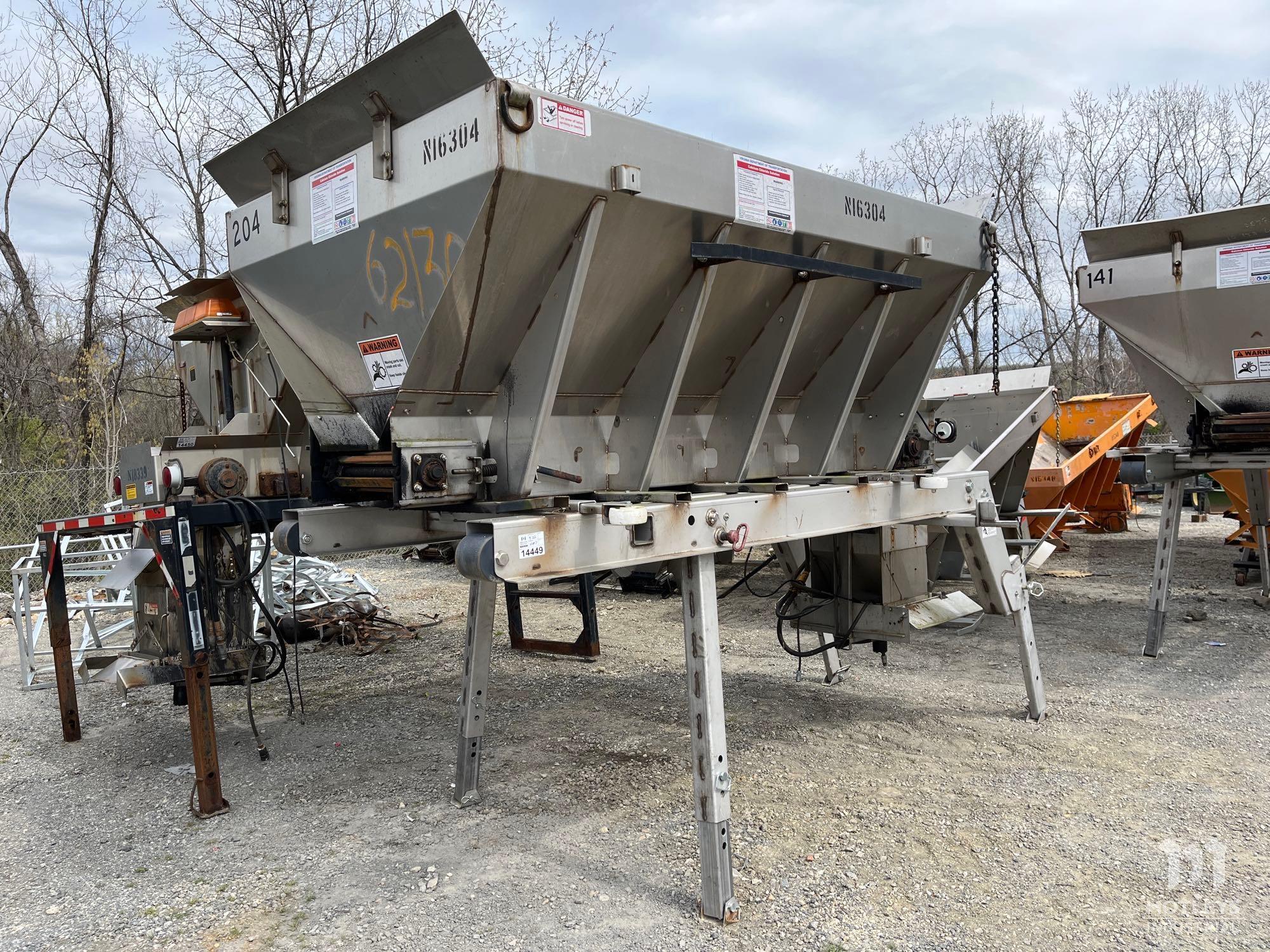 2001 Swenson EV150 10' Hydraulic Abrasive Spreader