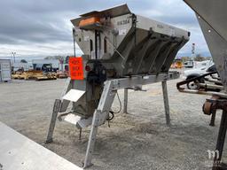 2001 Swenson EV150 10' Hydraulic Abrasive Spreader