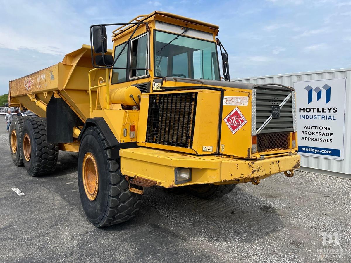 1999 Volvo A25C Articulated Dump Truck