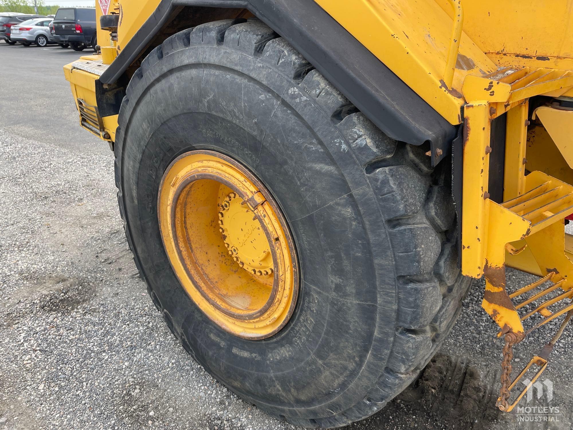 1999 Volvo A25C Articulated Dump Truck