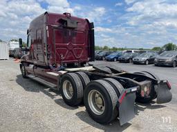 2015 Freightliner Cascadia Sleeper Road Tractor