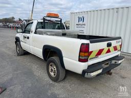 2004 GMC 2500 Pickup Truck