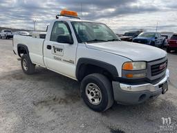 2004 GMC 2500 Pickup Truck