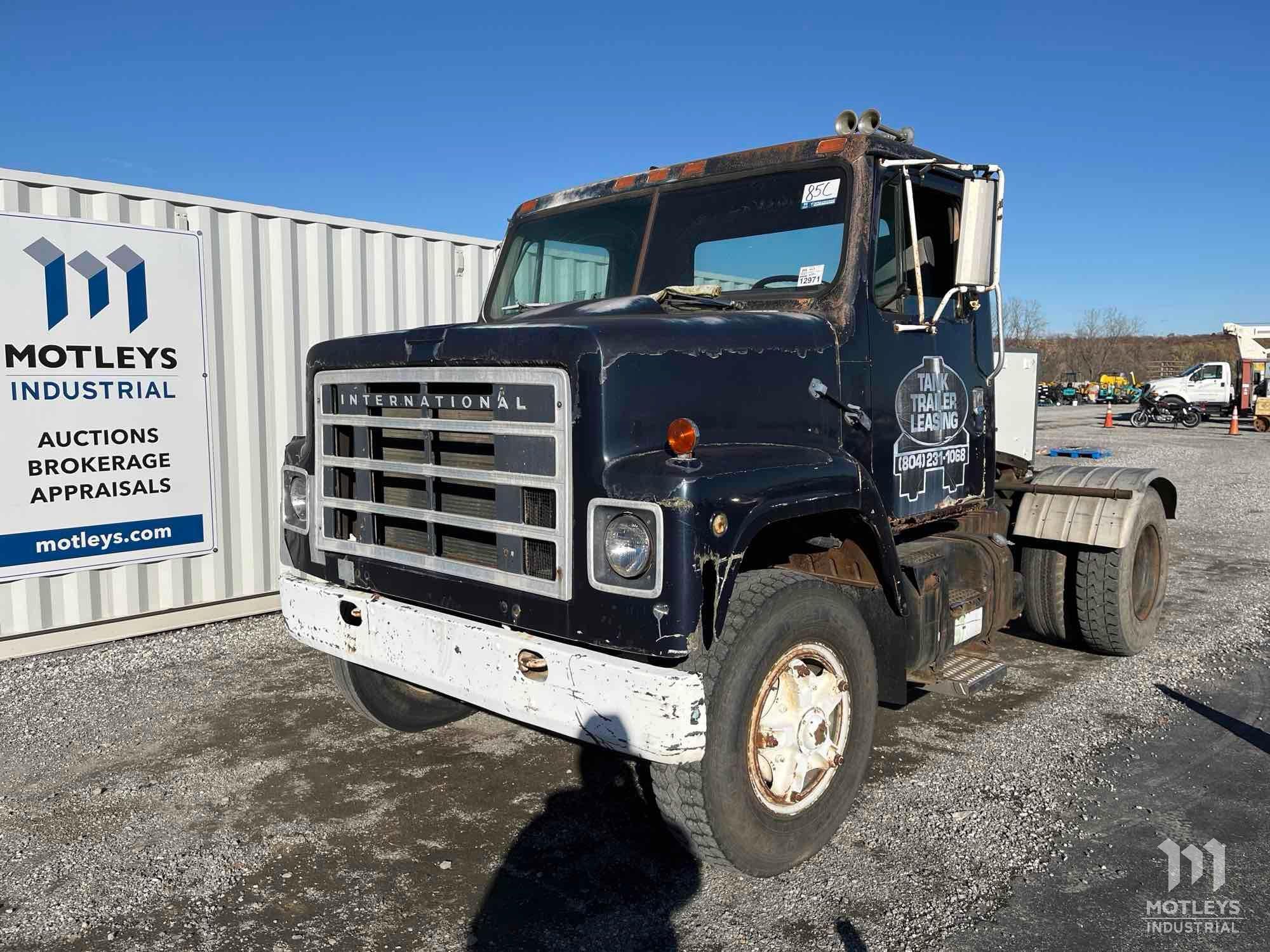 1980 International Road Tractor