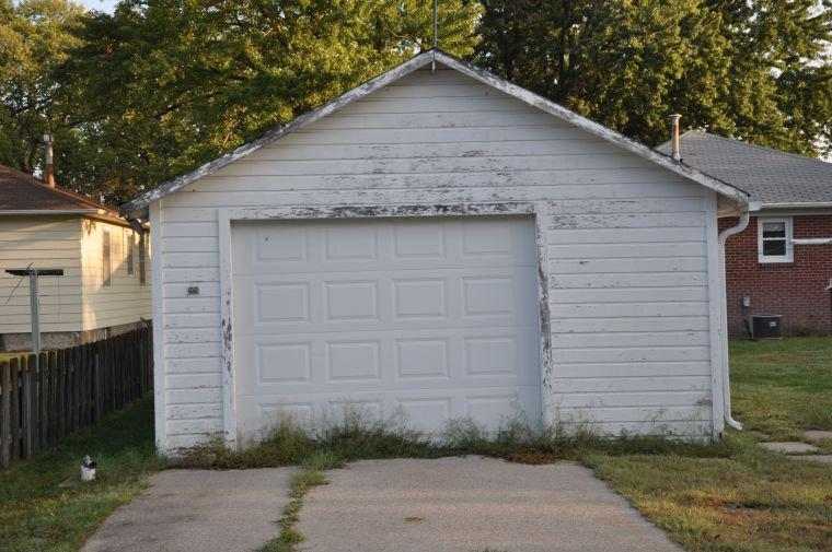 1209-11th St. Garage