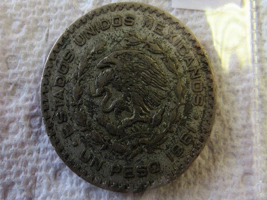 Commemorative Medallion, Ancient Coin, Mexican Silver Peso