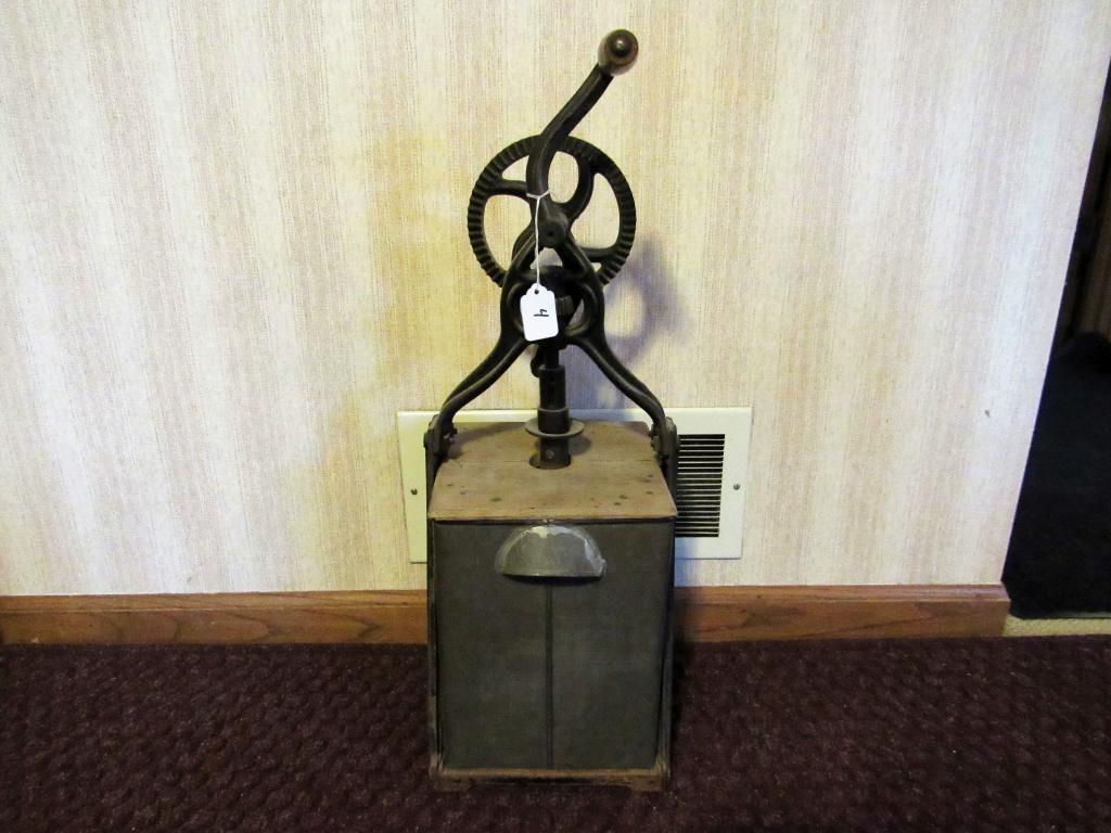 Metal butter churn