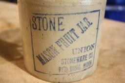 Stone Mason 1 Quart Fruit Jar, Red Wing