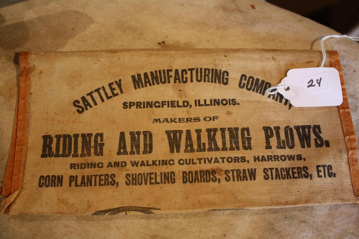 Rare Sattley Mfg. Co. Pouch