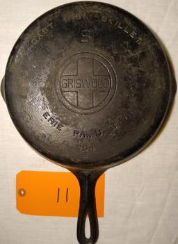 No 8 Griswold Skillet