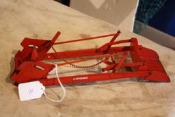 IH McCormick Metal Toy Loader