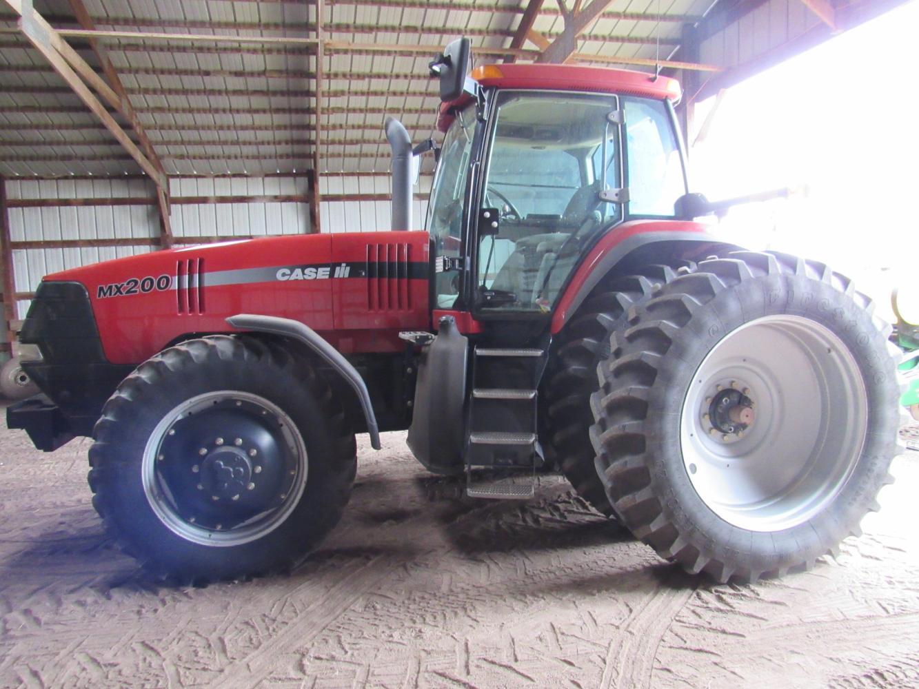 2000 CASE/IH 200 Tractor 3500 Hours GPS Equipped