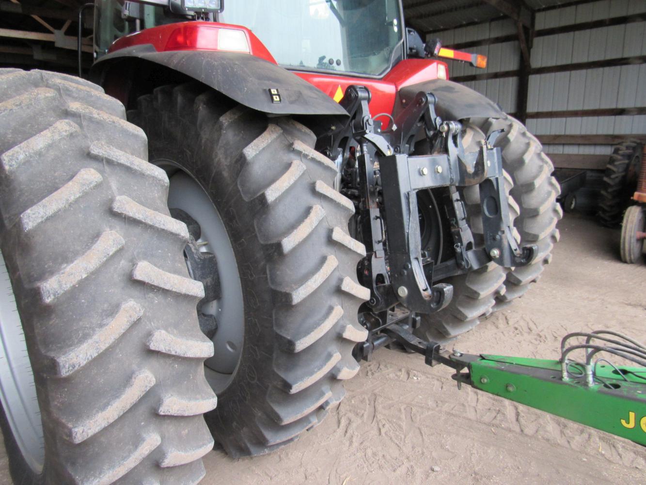 2000 CASE/IH 200 Tractor 3500 Hours GPS Equipped