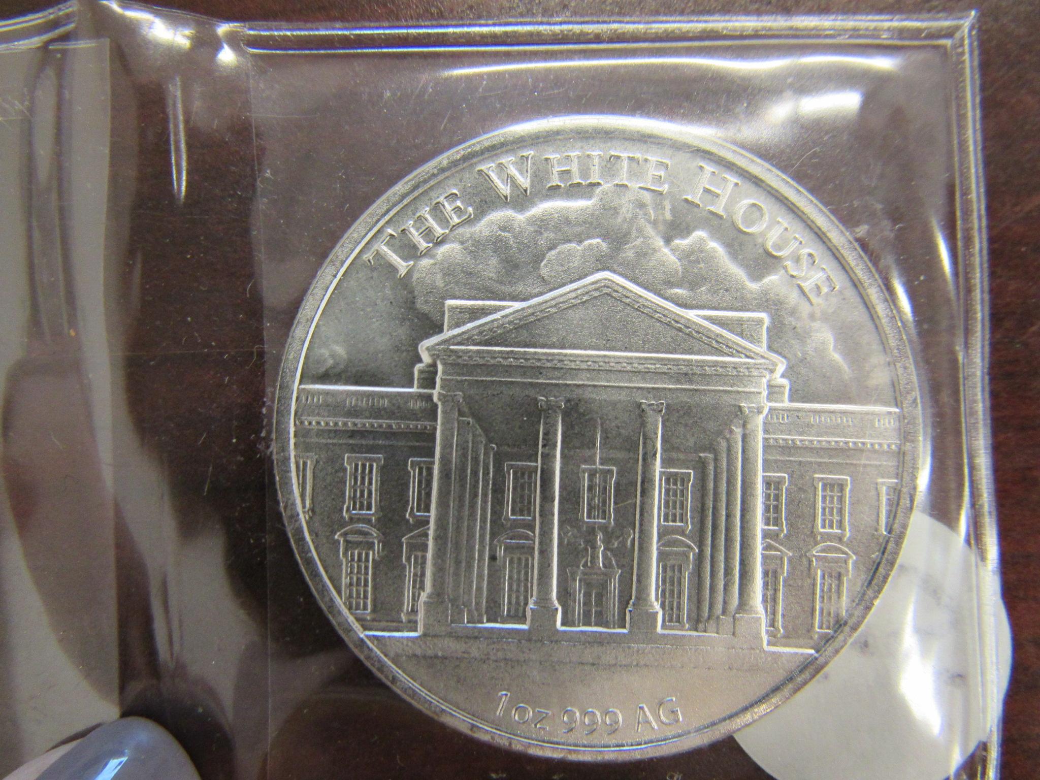 Donald Trump/White House silver coin