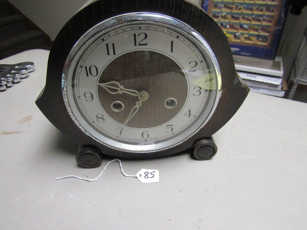 Mantel Clock w/ Key