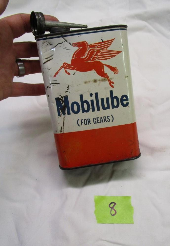 Old Mobilube Flying Horse 1 Quart Tin